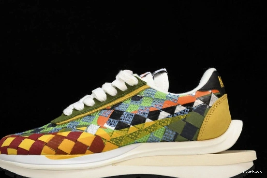 DR5209-300 Woven “Green sacai Nike Vaporwaffle Gusto”  1214